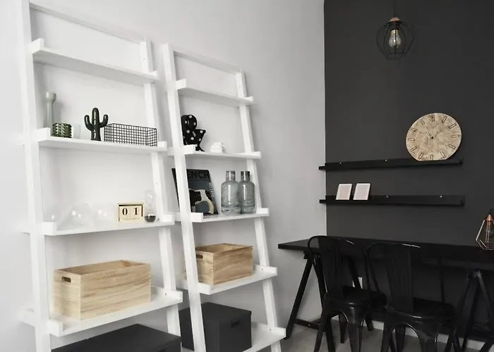 Daire 2 Bdr / Cozy Ap Near Old Town Bükreş