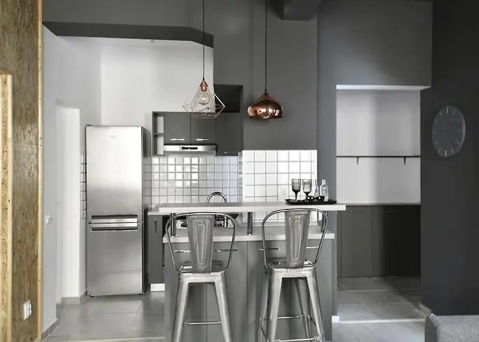 2 Bdr / Cozy Ap Near Old Town