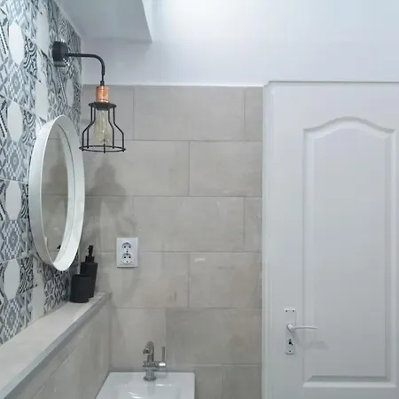 Apartment 2 Bdr / Cozy Ap Near Old Town