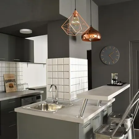 2 Bdr / Cozy Ap Near Old Town * Bucharest